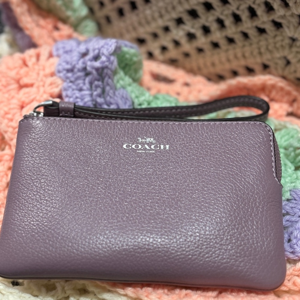Coach Jasmine color wristlet